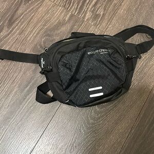 REI eagle creek black belt bag fanny pack crossbody